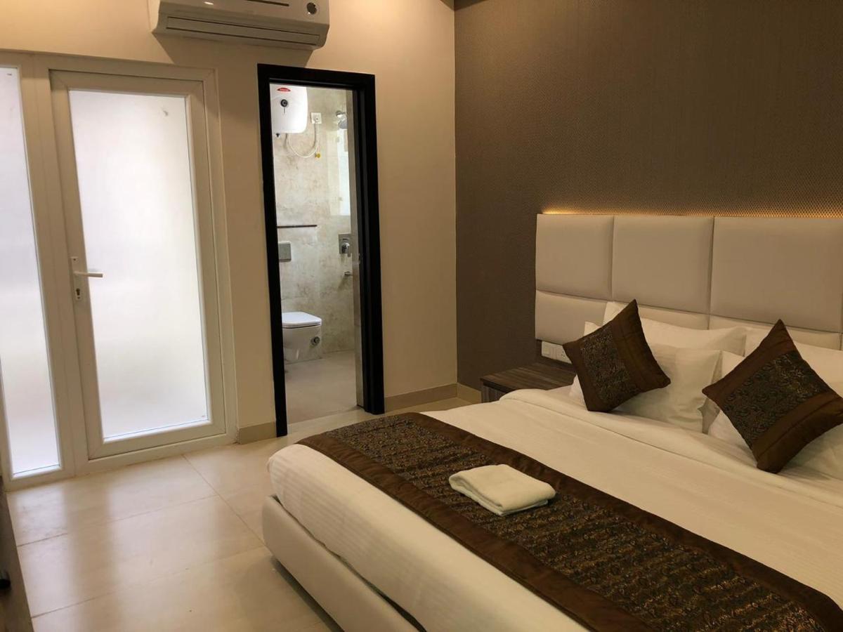 Mavens Inn Гургаон Екстериор снимка
