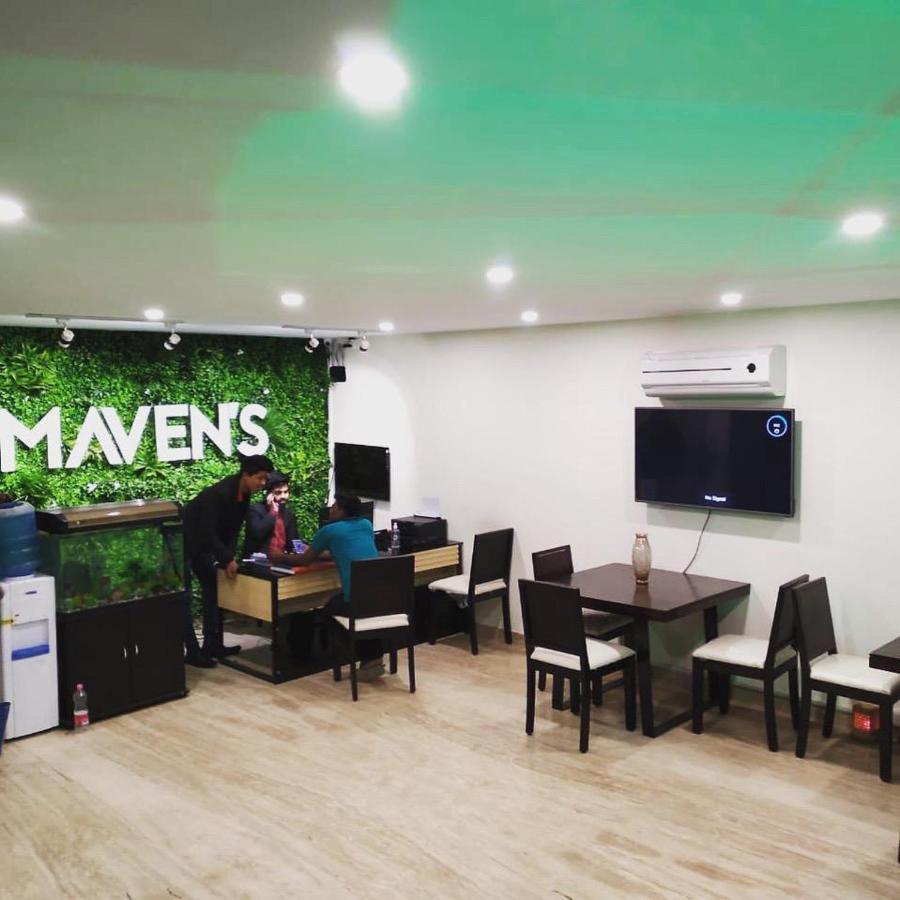 Mavens Inn Гургаон Екстериор снимка