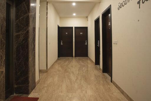 Mavens Inn Гургаон Екстериор снимка